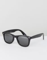 ASOS DESIGN - Eckige Sonnenbrille aus schwarzem Kunststoff mit getönten Gläsern