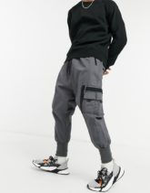 ASOS DESIGN - Hose im niedrigen Schnitt mit MA1-Tasche und Jersey-Bündchen-Grau