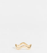 ASOS DESIGN Curve - Goldfarbener Ring mit welligem Design