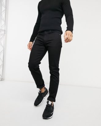 Calvin Klein - Schmale Jeans in Schwarz