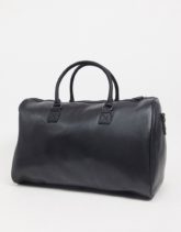 ASOS - Unrvlld Spply - Reisetasche aus schwarzem Kunstleder mit Logoprägung