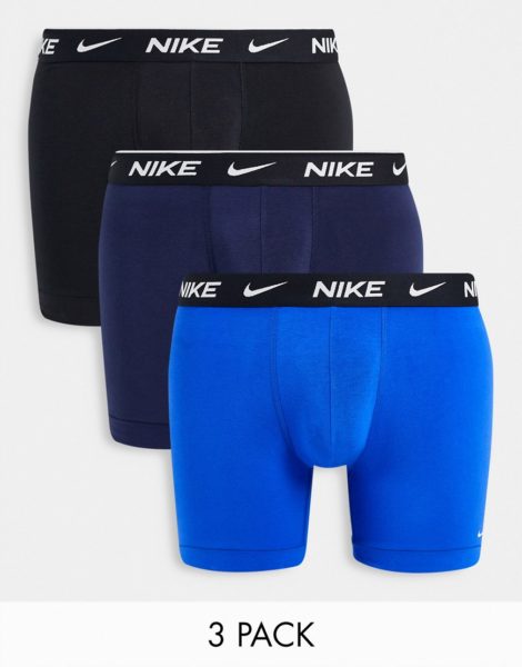 Nike - Boxershorts aus elastischer Baumwolle im 3er-Pack in Schwarz/Marine/Blau-Mehrfarbig