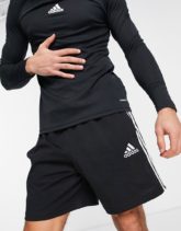 adidas - Performance Essential - Shorts in Schwarz mit den 3 Streifen