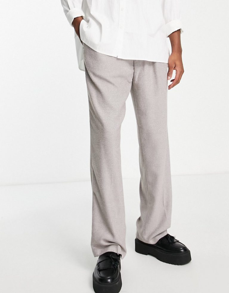 ASOS DESIGN - Elegante Hose aus Bouclé im Wollelook in Grau mit hohem Bund und weitem Bein