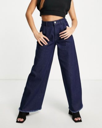 Aligne - Jeans aus Bio-Baumwolle in Tief-Indigoblau mit weitem Bein und Bundfalten