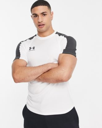 Under Armour - Football Challenger - T-Shirt in Weiß